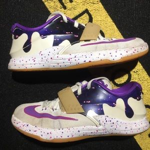 Nike KD 7 PB&J GS - size 2Y/3.5W